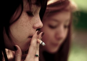 Pesquisa global mostra alto índice de fumantes adolescentes